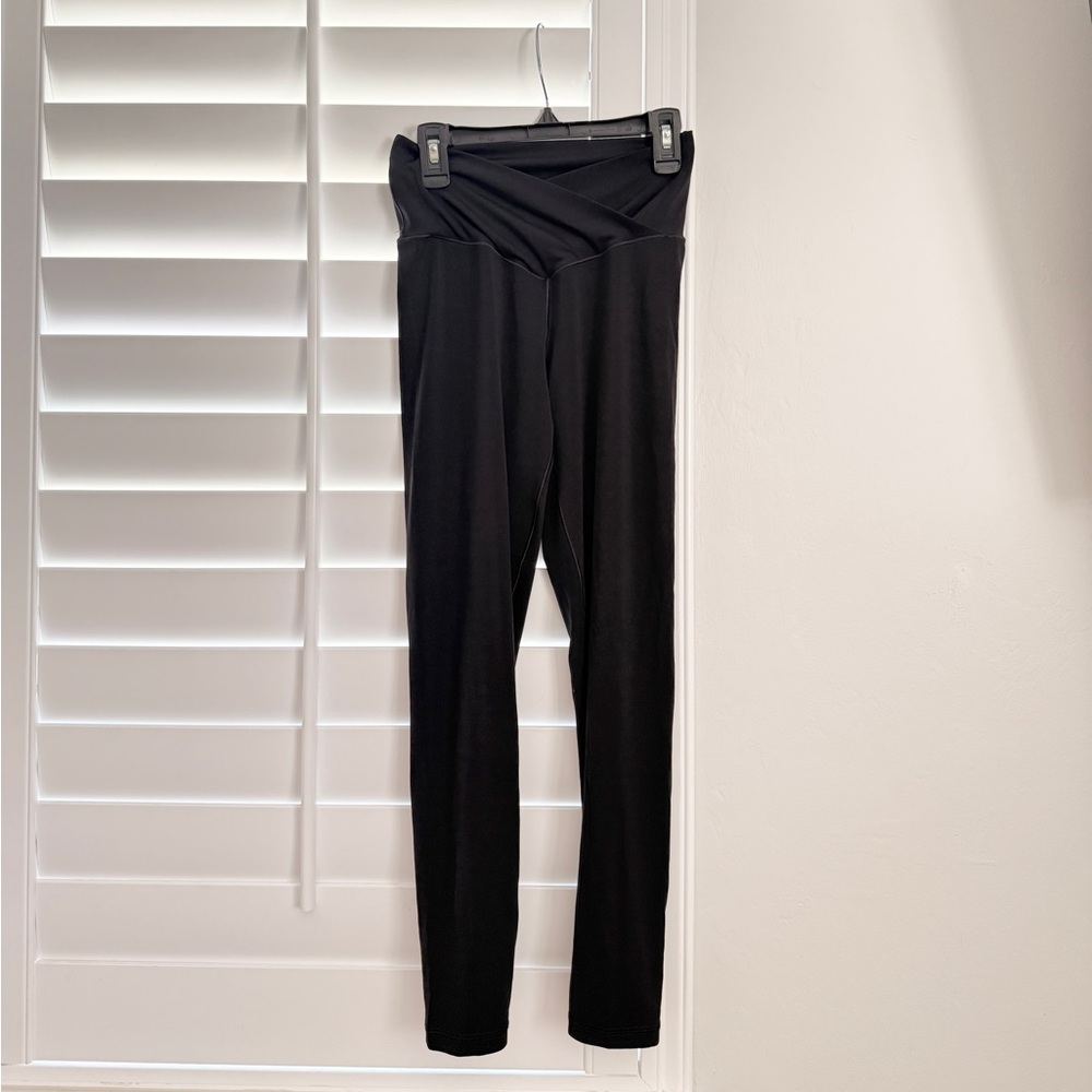 Aerie Offline High Wasted Crossover Leggings